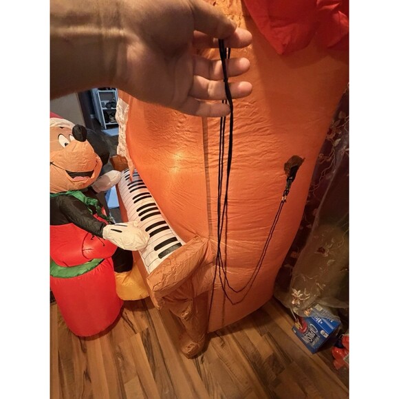 Christmas Disney 7.5 ft Light Up Mickey & Minnie Mouse Piano Airblown Inflatable - Picture 7 of 16